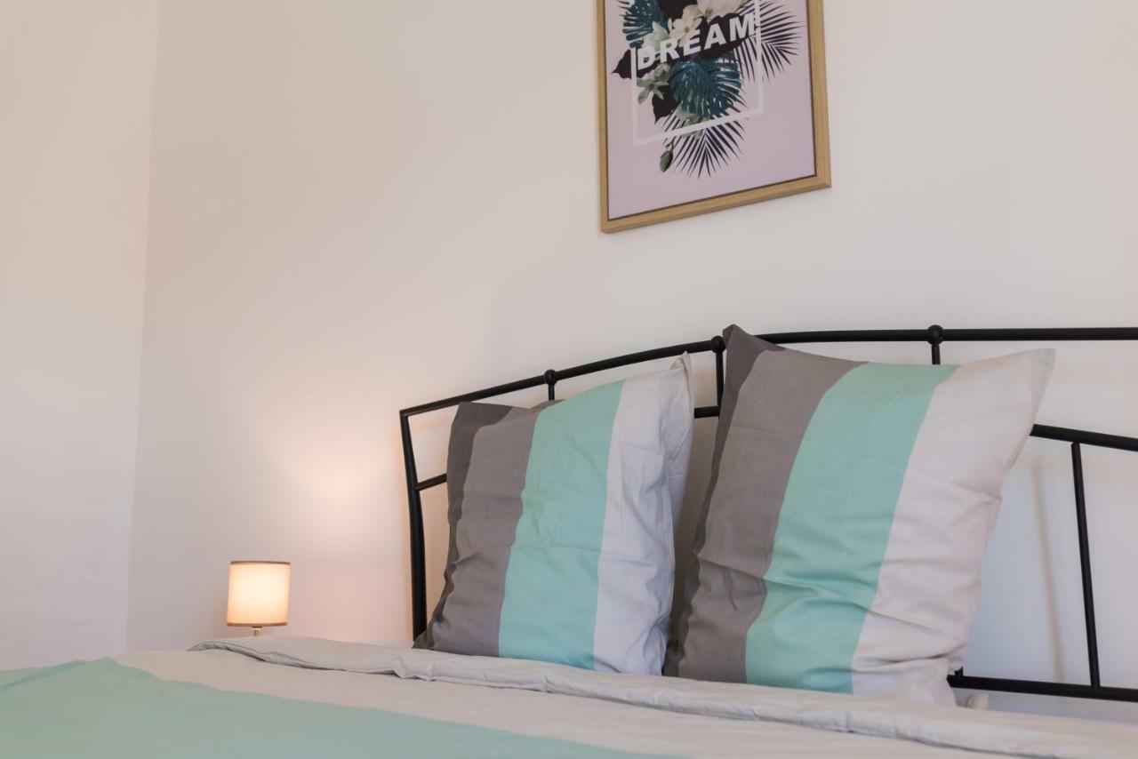 Cozy Apartment Stana In Grebastica Šibenik Екстериор снимка